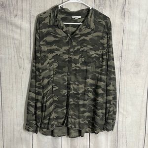 beachlunchlounge Camouflage Button Down Shirt